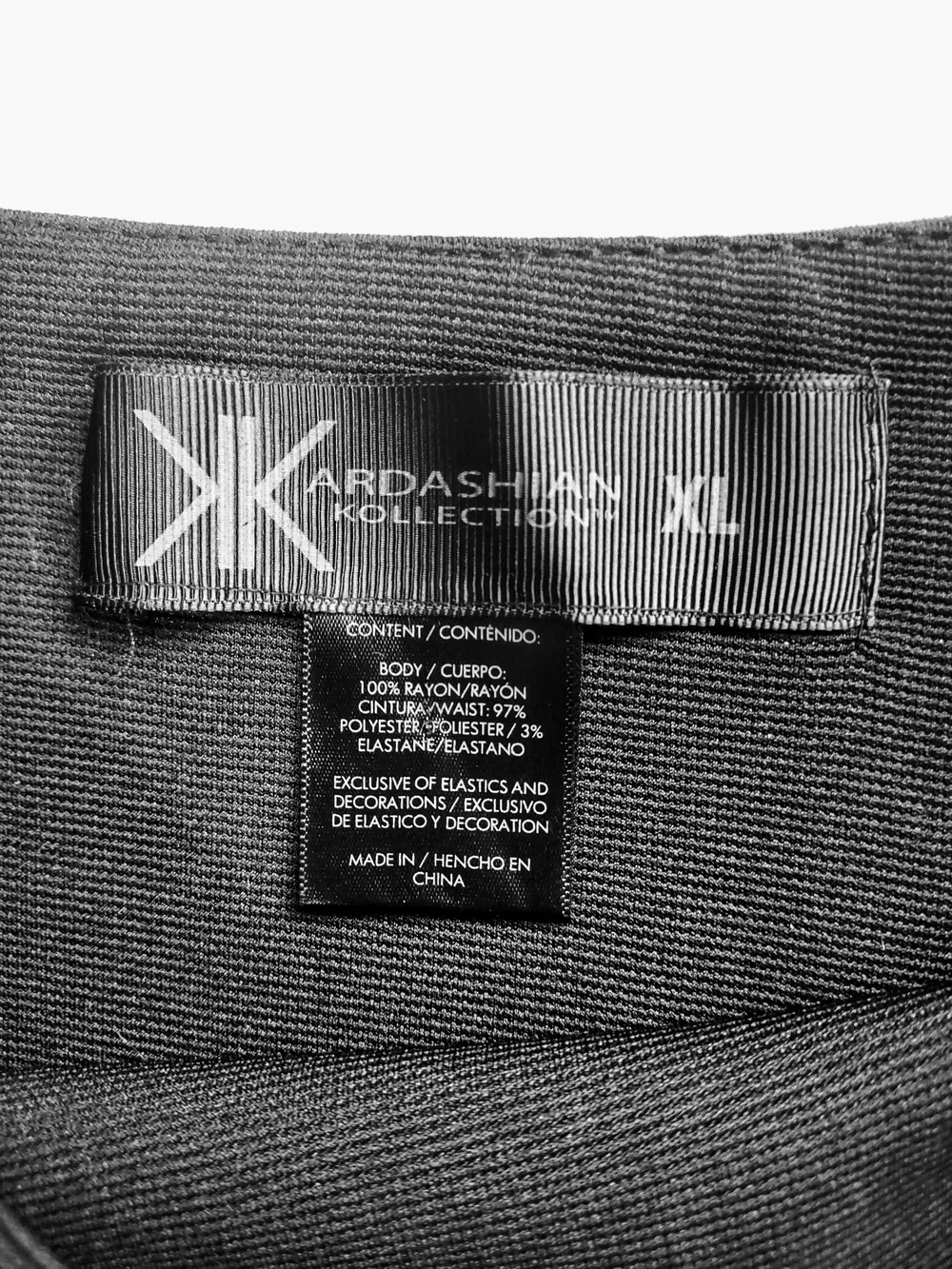 Kardashian Kollection BlackRed Geometric Pattern Women's High Waisted Mini Skirt